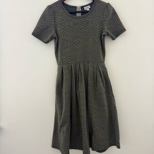 LuLaRoe Green Cozy Textured Midi Dress Size Small